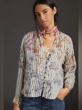 Anthropologie Pilcro The Tavi Ruffled Buttondown L